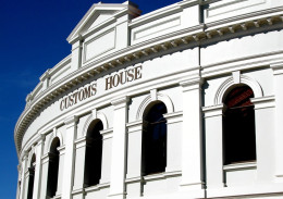 Customs House customs-house.jpg